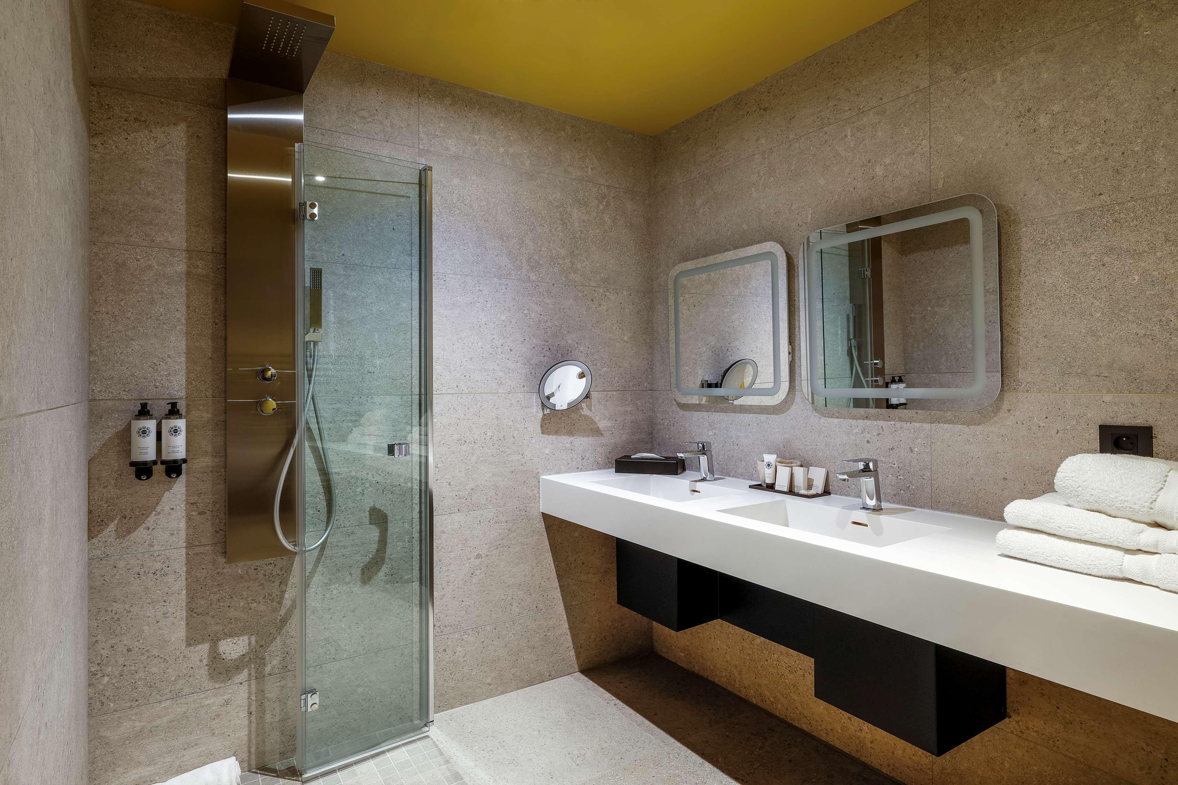 Leprince Hotel Spa; Best Western Premier Collection Le Mans Zewnętrze zdjęcie